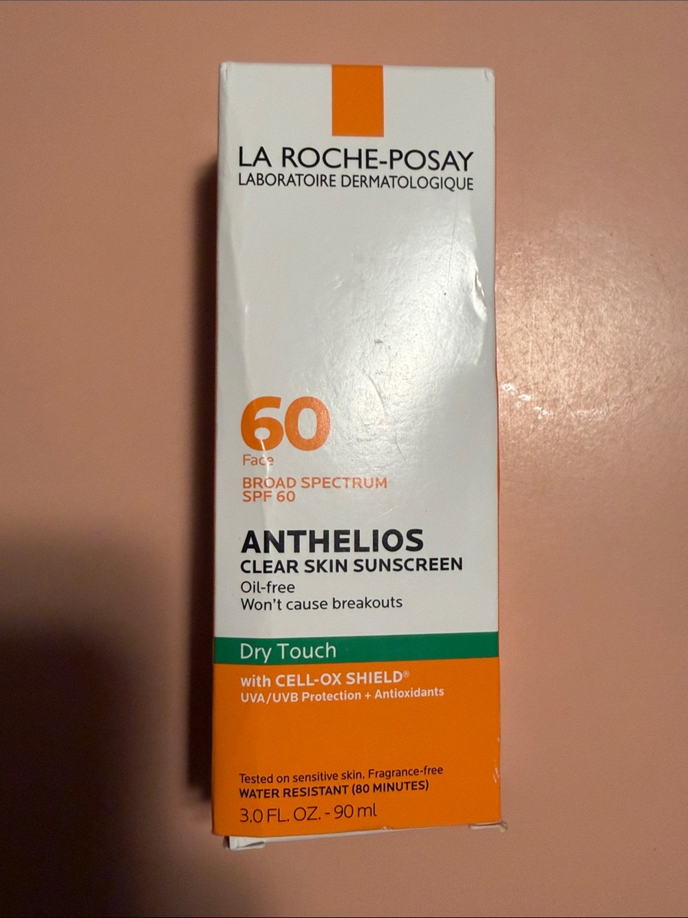 La Roche-Posay Anthelios Clear Skin Sunscreen SPF 60